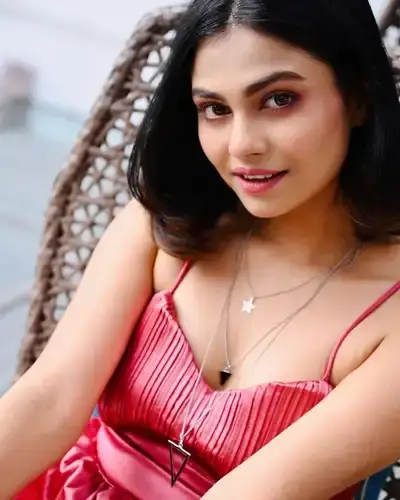 Call Girls Service in Chhipabarod